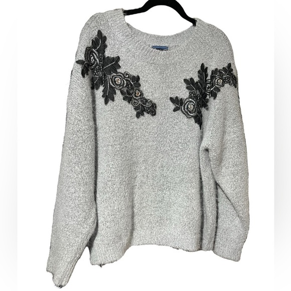 Cherokee Sweaters - NEW Silver Metallic Floral Embellished Oversized Boucle Sweater HTF